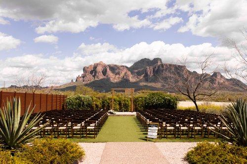 mobile - carousel-hero-element image-3