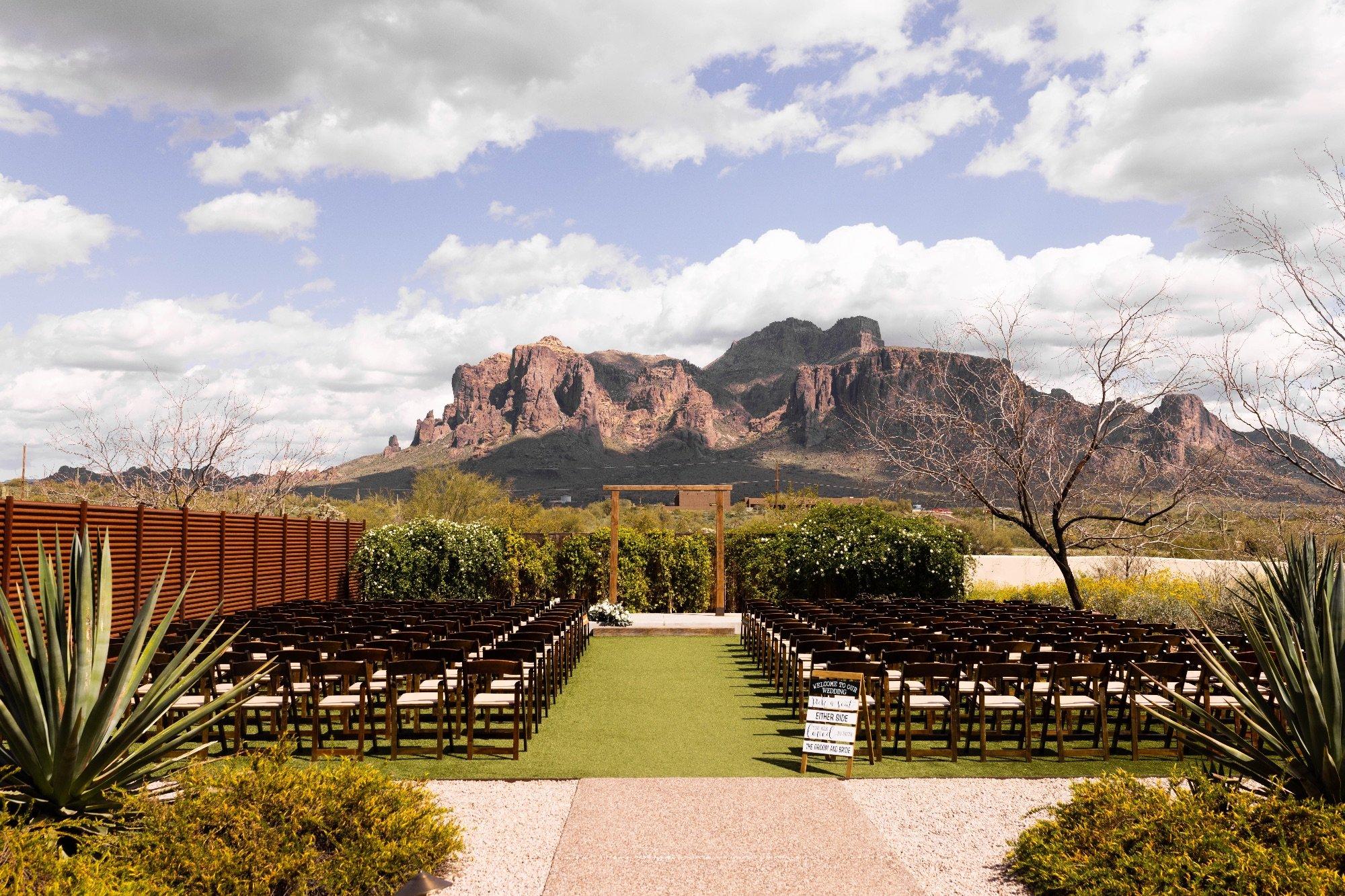 carousel-hero-element image-3